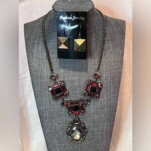 SPG Fashion Necklace Set.